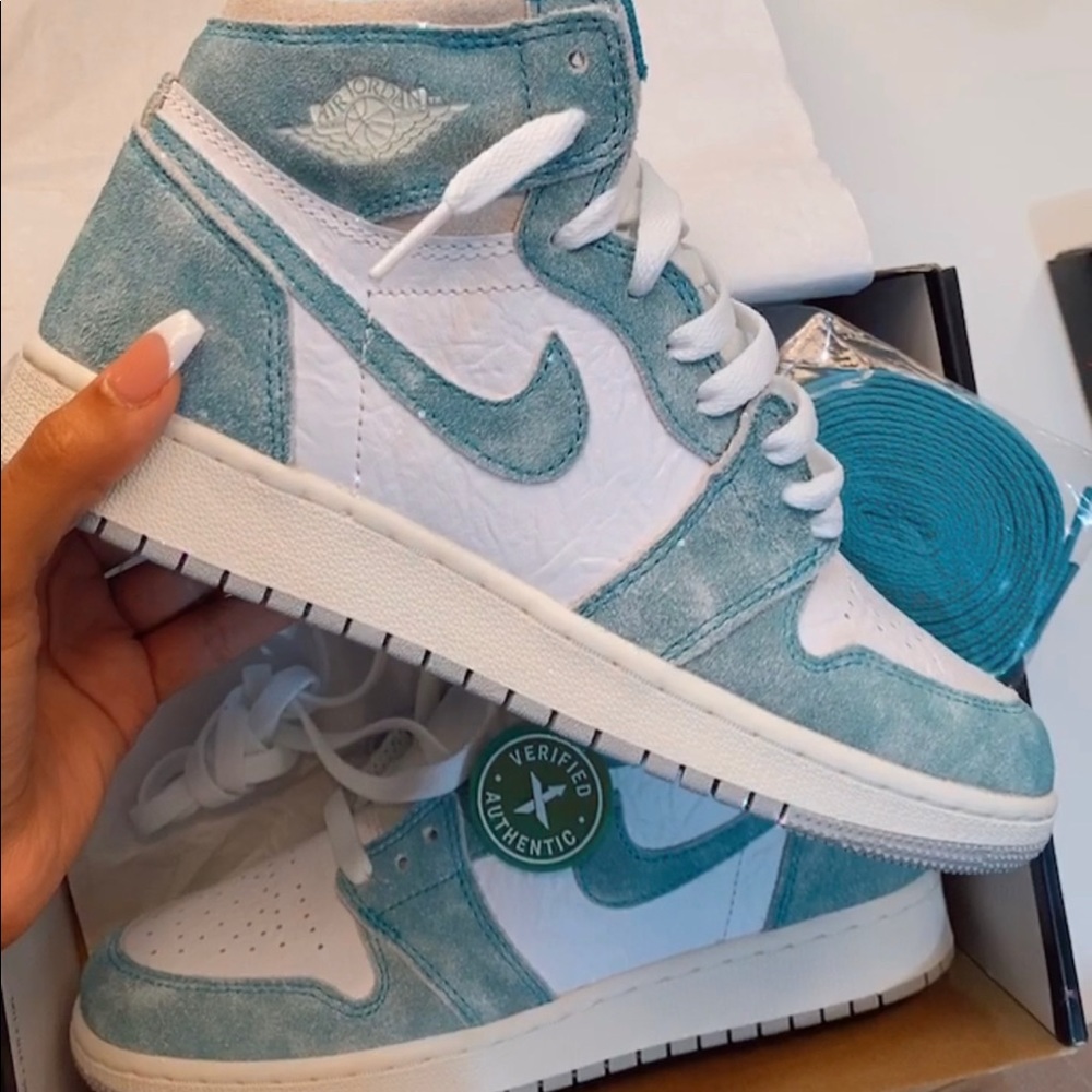Jordan 1 Retro High Turbo Green (GS)